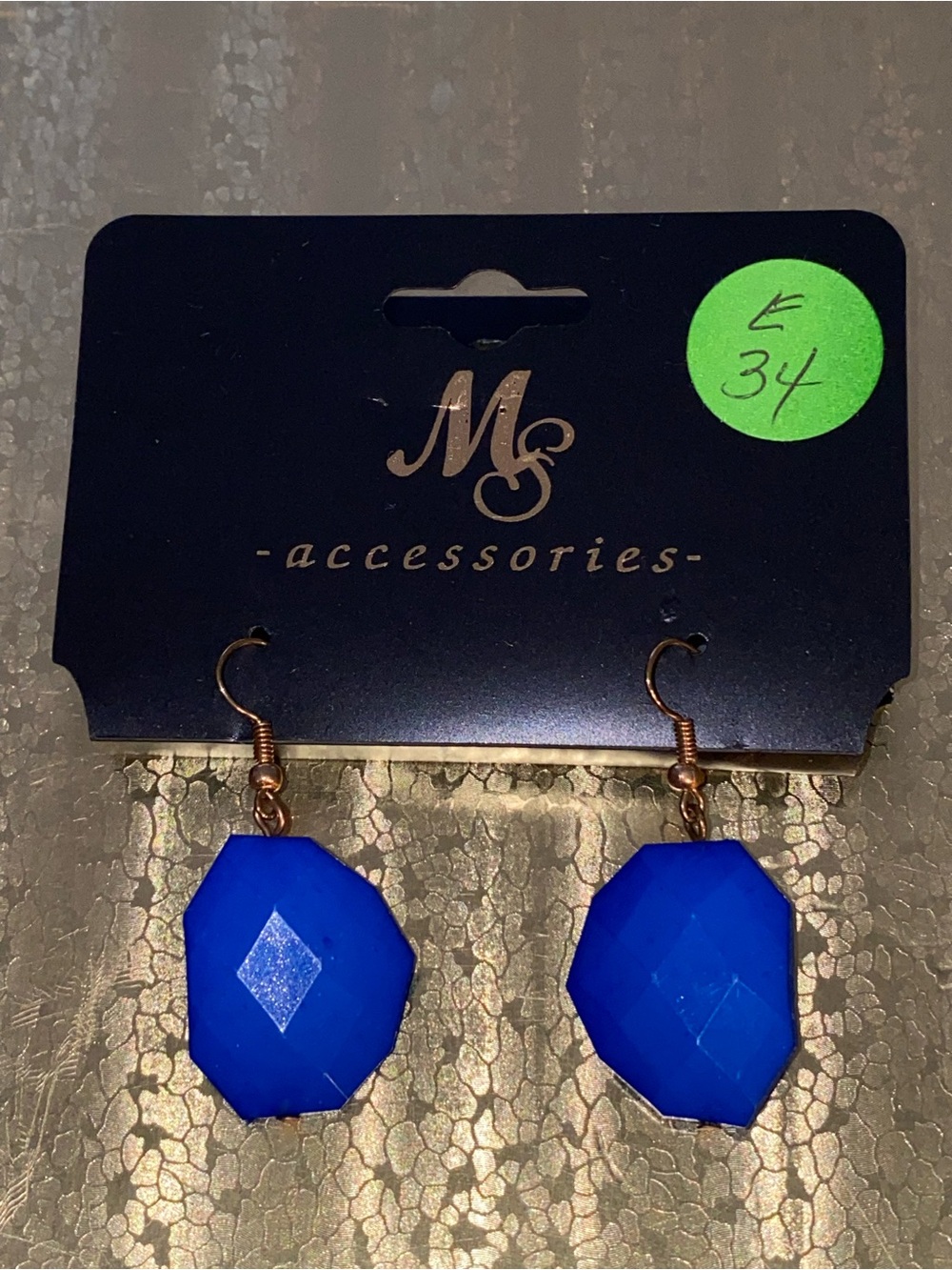 NWT Blue Faceted Drop Earrings with gold fishhook backs